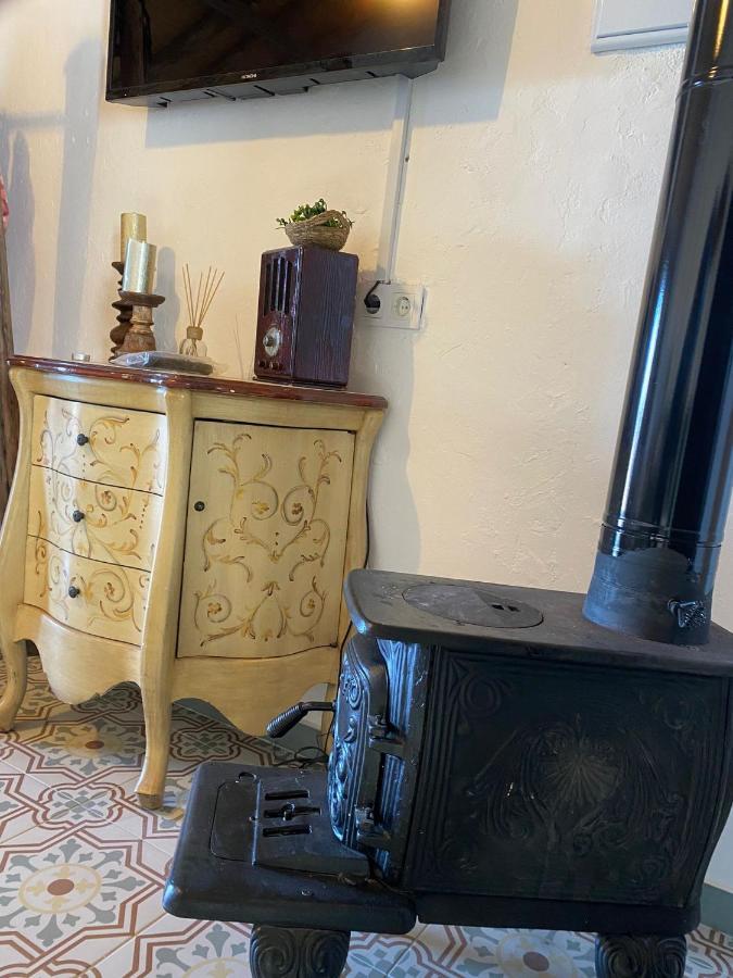 El Escondite de Martina, Ático Romántico Setenil De Las Bodegas Esterno foto